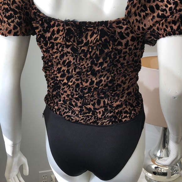 FOREVER 21 CHEETAH VELVET BODY SUIT RUFFLE SLEEVE - Picture 5 of 6